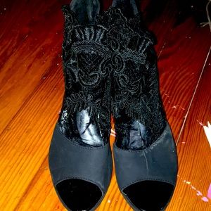 Cute black ankle lace high heels